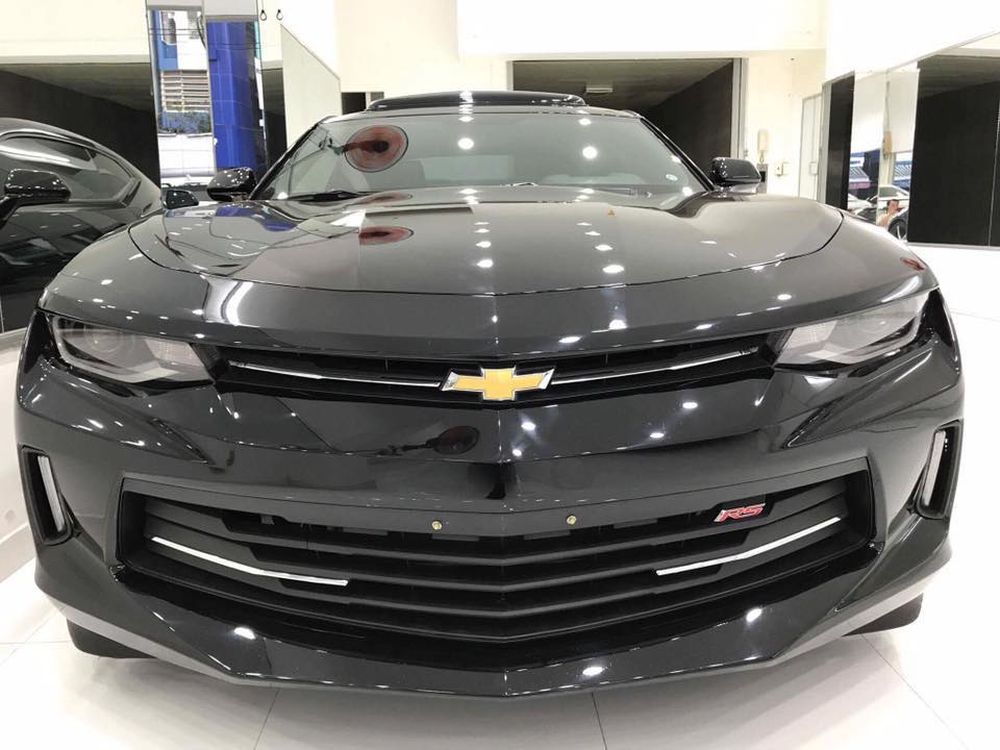 Chevrolet Camaro RS 2017 hàng hiếm, 