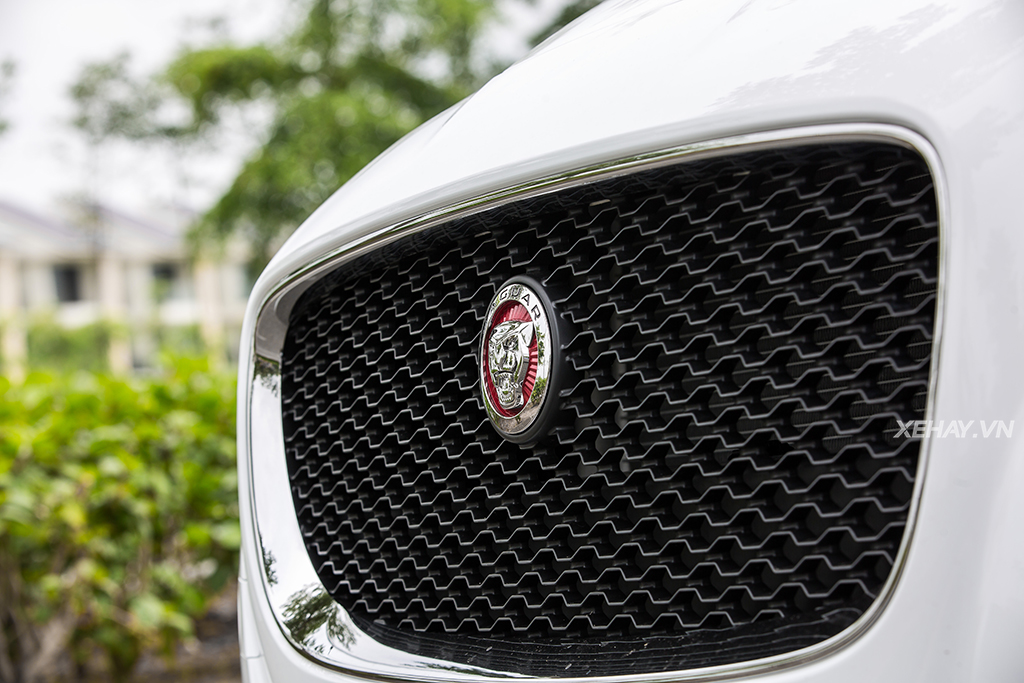 [ĐÁNH GIÁ XE] Jaguar XF Prestige 2017 - Cá tính riêng, sức hút riêng