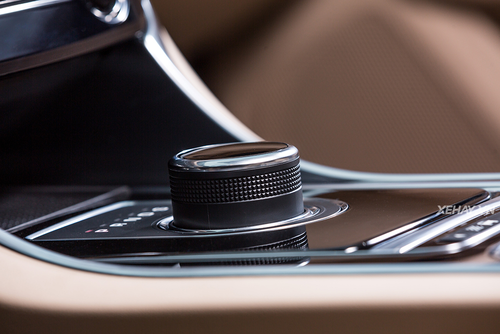 [ĐÁNH GIÁ XE] Jaguar XF Prestige 2017 - Cá tính riêng, sức hút riêng
