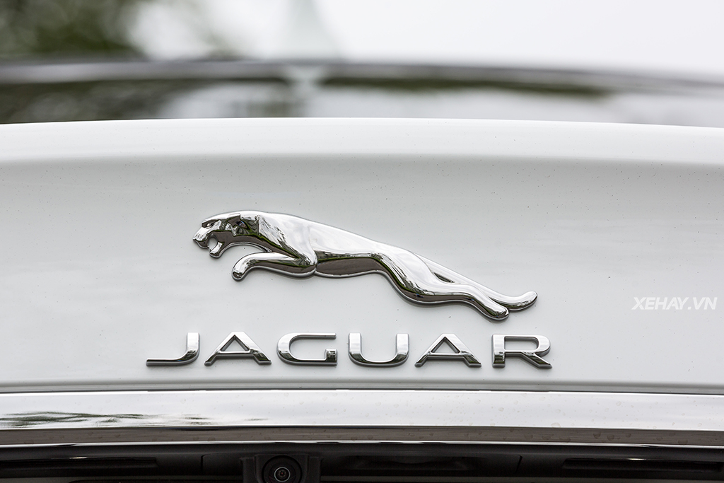 [ĐÁNH GIÁ XE] Jaguar XF Prestige 2017 - Cá tính riêng, sức hút riêng