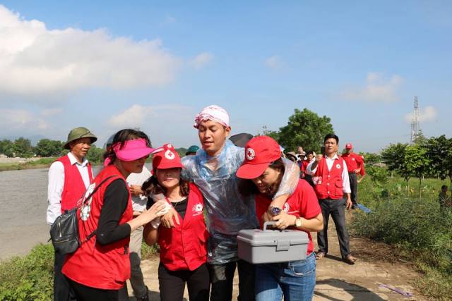 Hội Chữ thập đỏ TP Hà Nội diễn tập phòng ngừa ứng phó thiên tai, bão lũ