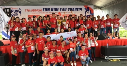 Hơn 300 nhân viên Prudential tham gia chạy bộ gây quỹ từ thiện