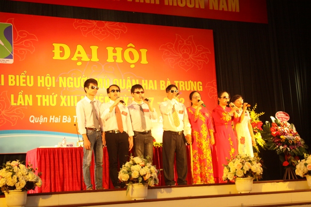 Hội người mù quận Hai Bà Trưng vững mạnh, hòa nhập cộng đồng