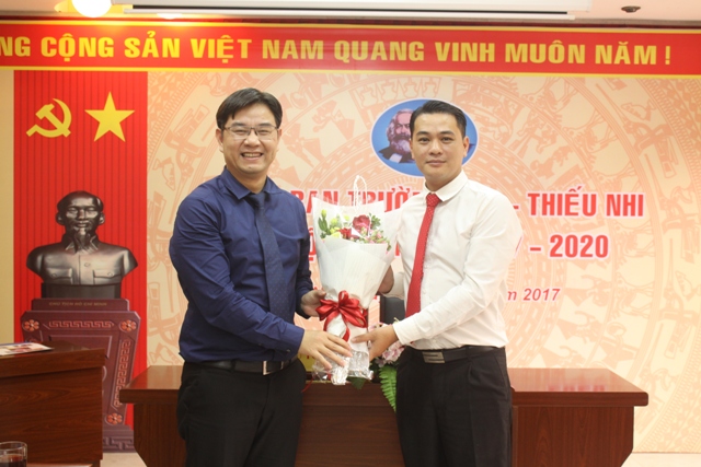 Đồng chí Nguyễn Đình Khuê trúng cử chức Bí thư Chi bộ ban Trường học – Thiếu nhi Thành đoàn