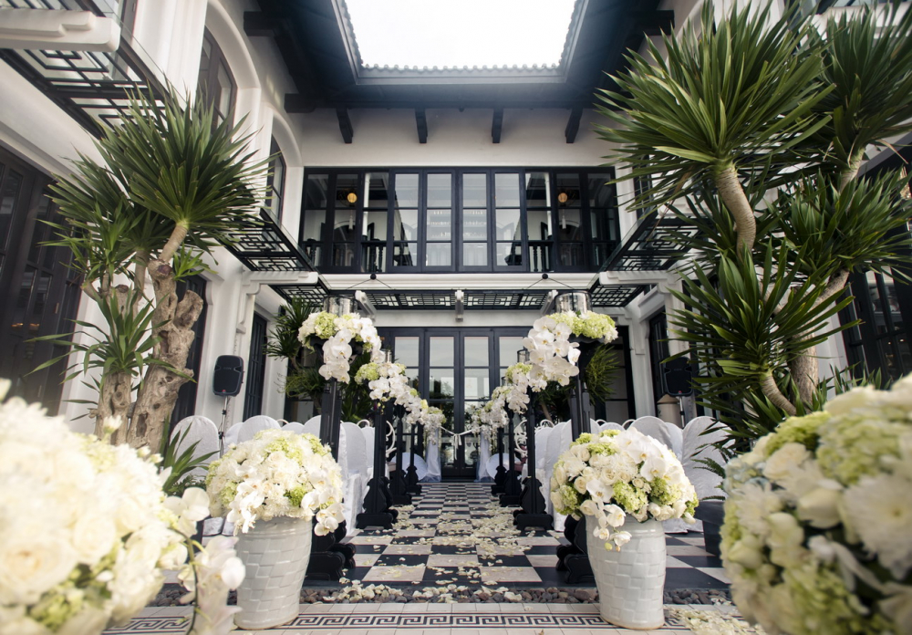 Weddings at La Maison 1888 Terrace