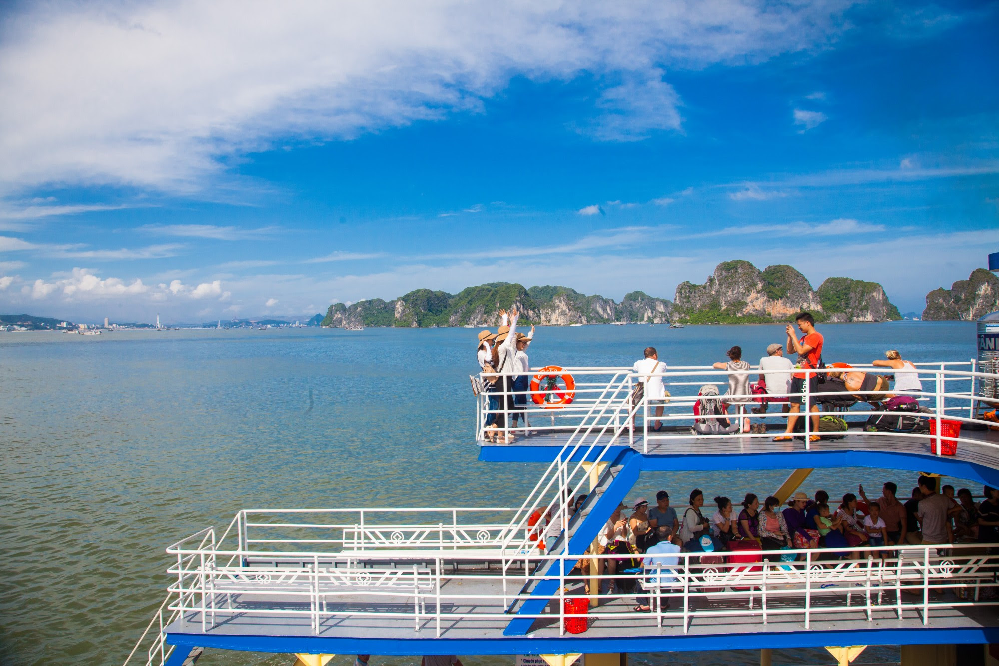 Quảng Ninh: Phà Tuần Châu - Cát Bà, tuyến đường thủy du lịch trên biển nối liền Hạ Long và Cát Bà