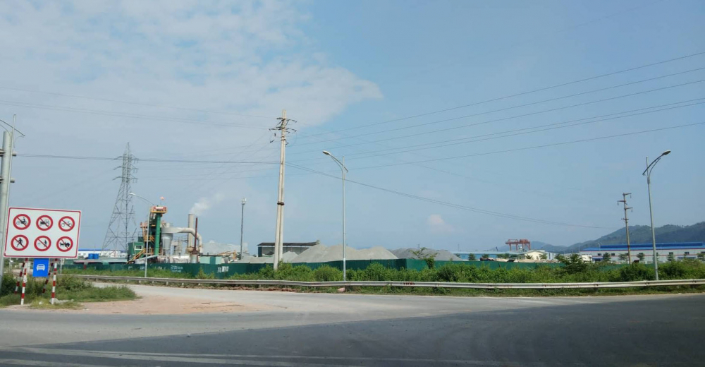 Trạm bê tông Bắc Phương vẫn vô tư hoạt động trước phản ánh chưa được cấp có thẩm quyền cho phép.