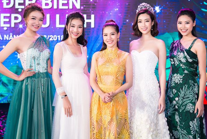 Chung kết Hoa hậu Việt Nam: Chờ đợi cái kết đẹp của đêm 'Ánh sáng'