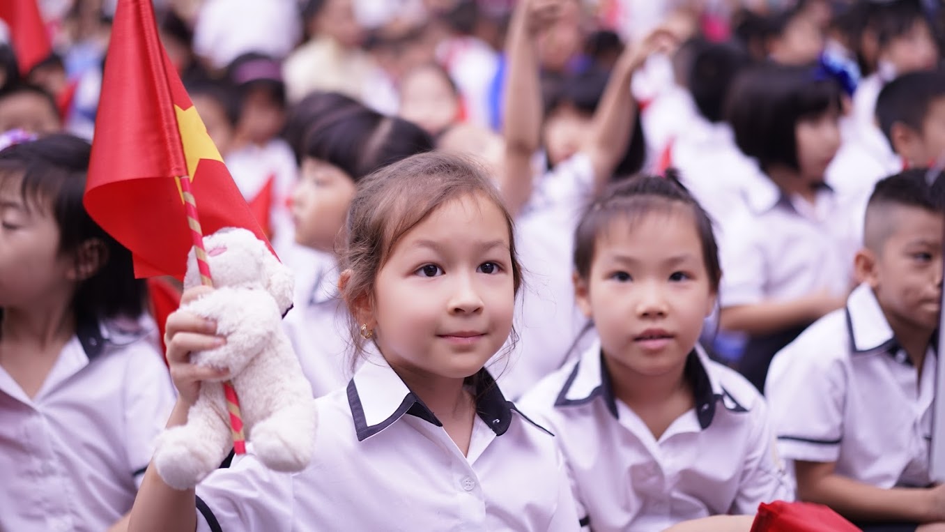 Bài 1: Nỗi lo mang tên đồng phục