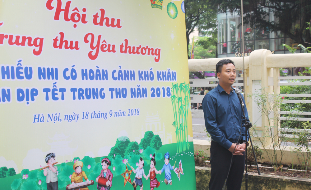 Đồng chí Nguyễn Đức Tiến - Phó Bí thư Thành đoàn Hà Nội, phát biểu tại hội thu