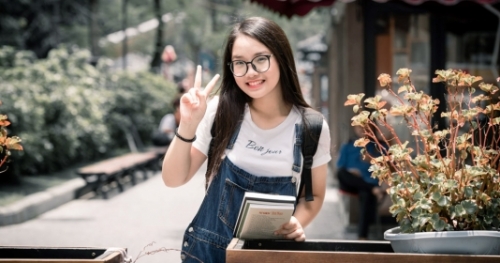 Đại sứ trường Ams xinh xắn, nhiều thành tích