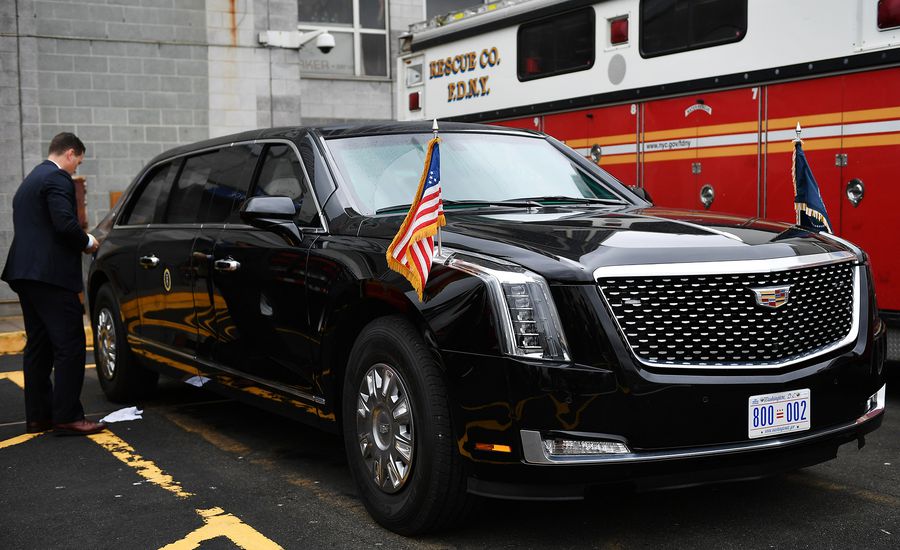 Limousine chống đạn The Beast 2.0 của Tổng thống Mỹ Donald Trump lần đầu lộ diện