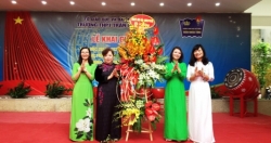 Chủ tịch HĐND TP Nguyễn Thị Bích Ngọc dự lễ khai giảng tại trường THPT Trần Nhân Tông