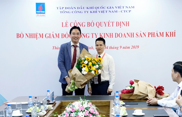 KDK chúc mừng và tri ân cựu Giám đốc KDK – ông Nguyễn Thanh Bình, Phó Tổng Giám đốc PV GAS