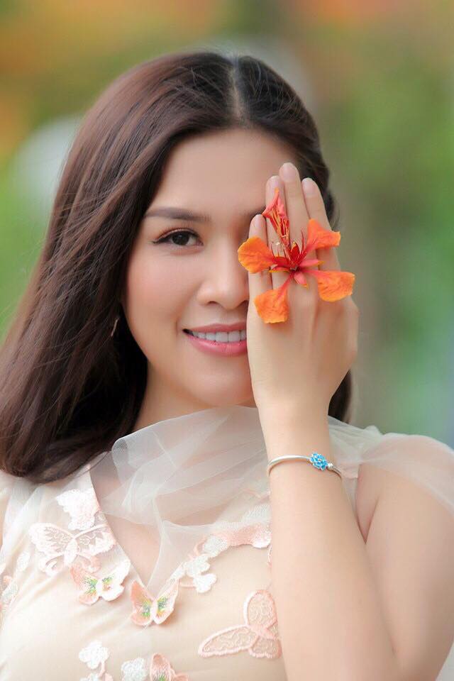 Em làm gì đã có người yêu, em còn đang lo ế đây này…