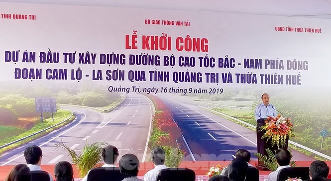 Thủ tướng Nguyễn Xuân Phúc chỉ đạo các đơn vị liên quan phải thực hiện dự án đảm bảo chất lượng, phòng chống tham nhũng, để trở thành hình mẫu cho các dự án khác về sau.