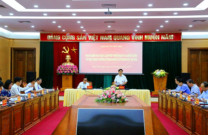 Chủ tịch UBND TP Nguyễn Đức Chung phát biểu tại buổi kiểm tra việc thực hiện Chương trình 08 ở quận Nam Từ Liêm