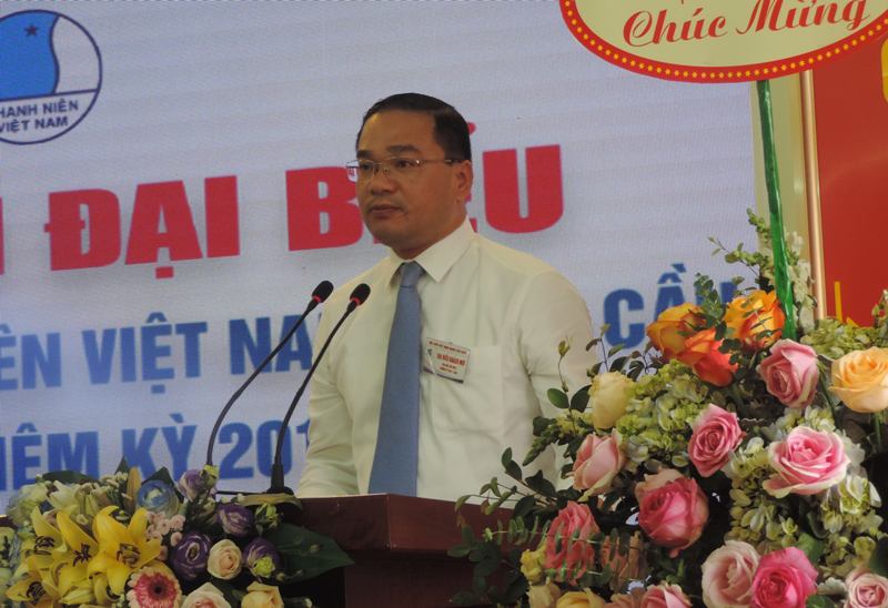 Đồng chí Nguyễn Ngọc Việt, Ủy viên Ban thường vụ Trung ương Đoàn, Bí thư Thành đoàn, Chủ tịch Hội LHTN Việt Nam thành phố Hà Nội phát biểu tại đại hội