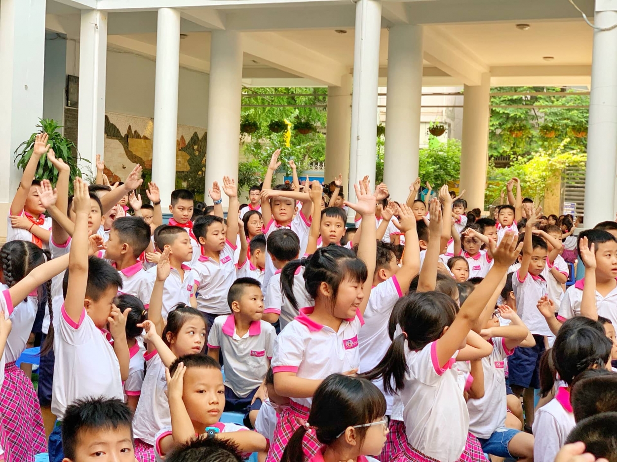 Thiếu nhi Thủ đô thi vẽ tranh “Thành phố xanh tương lai”