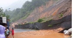 Xử lý sạt lở đất tại huyện Kỳ Sơn (Nghệ An)