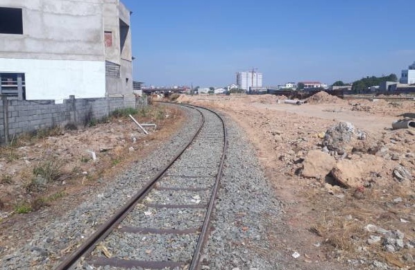 Hiện dự án Khu nhà ở thương mại đường sắt (phần mở rộng) đang bị tạm ngưng triển khai