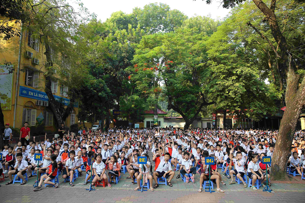 Hành trình Không Còn Rác Thải, Không Hại Môi Trường đã mang đến kiến thức phân loại rác giảm thiểu ô nhiễm môi trường cho hơn 9.000 học sinh tiểu học tại Hà Nội