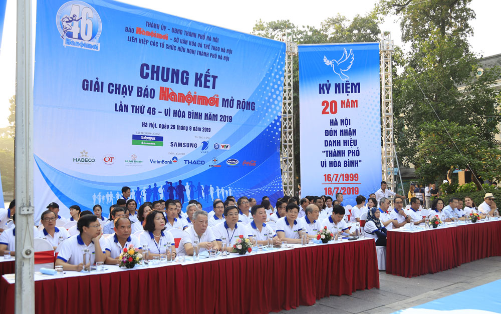 Chung kết Giải chạy Báo Hànộimới mở rộng lần thứ 46 - Vì hòa bình năm 2019:  Quyết liệt tranh tài