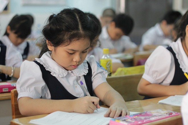 Dạy thêm, học thêm - Bài 5: Phải khắc phục bệnh thành tích từ chính phụ huynh