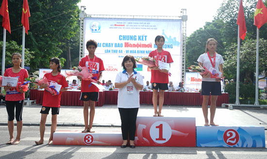Chung kết Giải chạy Báo Hànộimới mở rộng lần thứ 44 - Vì hoà bình năm 2017