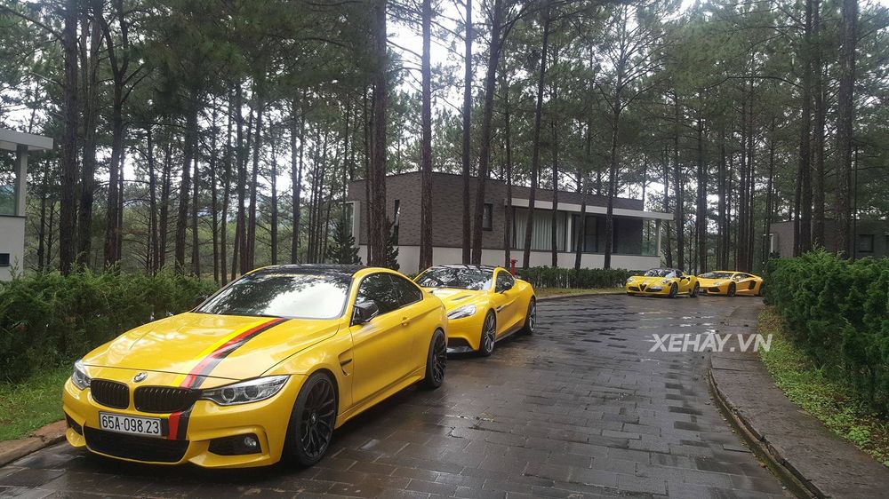 Giới chơi xe hứng khởi với hành trình siêu xe 1.000 km của Vietnam Team