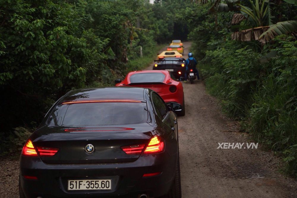 Giới chơi xe hứng khởi với hành trình siêu xe 1.000 km của Vietnam Team