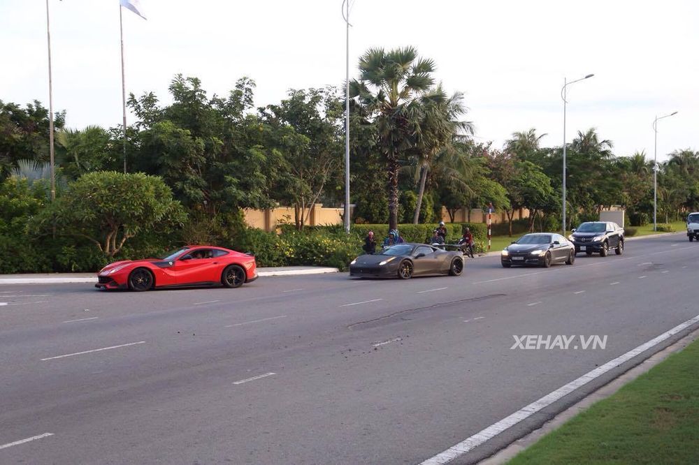 Giới chơi xe hứng khởi với hành trình siêu xe 1.000 km của Vietnam Team