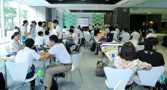 18 đội thi Vietnam IoT Hackathon 2017 trước đêm chung kết