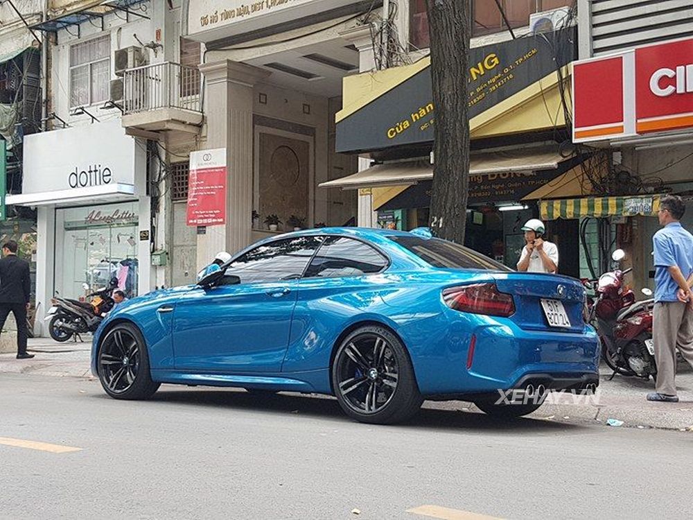 BMW M2 Coupe theo chân 