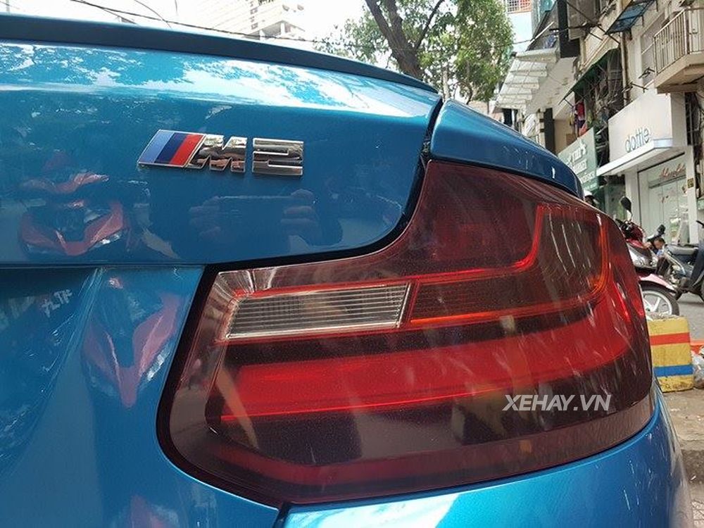 BMW M2 Coupe theo chân 