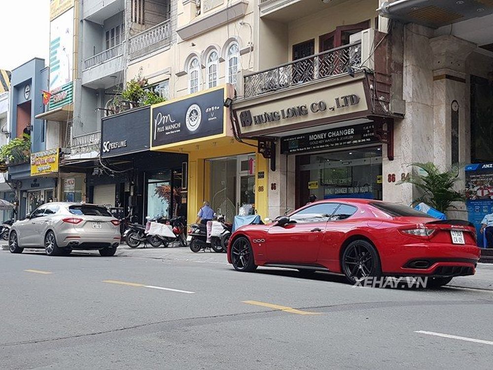 TP.HCM: Maserati GranTurismo Sport đỏ rực xuống phố 
