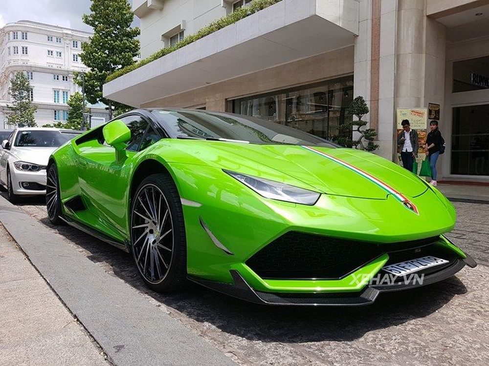 TP.HCM: Ngắm nhìn Lamborghini Huracan LP610-4 độ RevoZport 