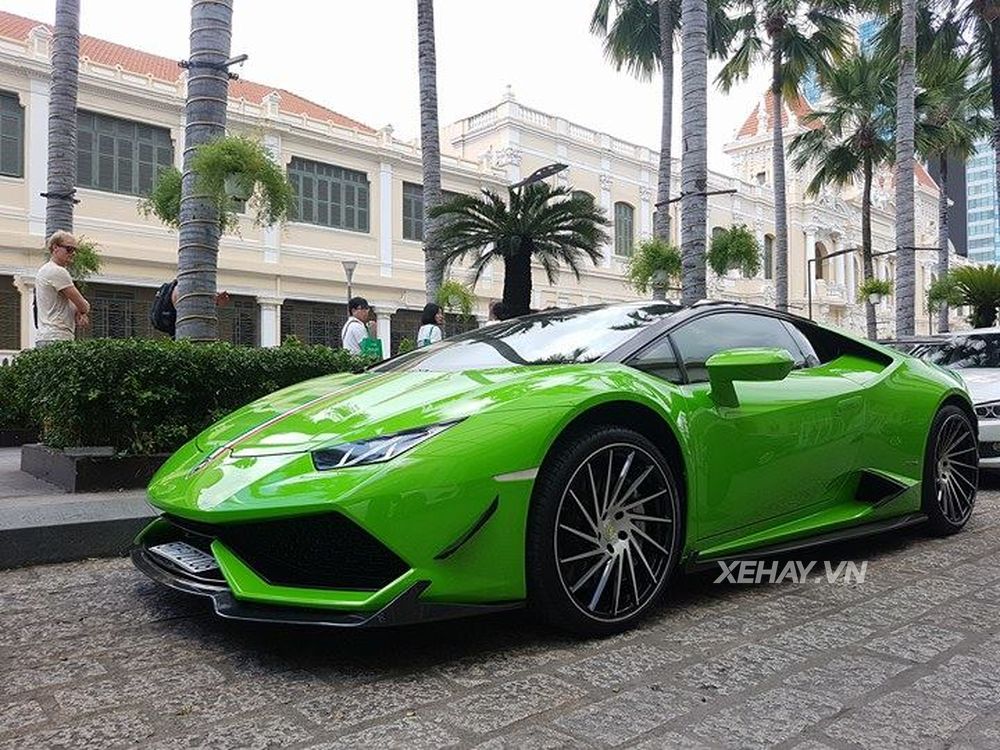 TP.HCM: Ngắm nhìn Lamborghini Huracan LP610-4 độ RevoZport 