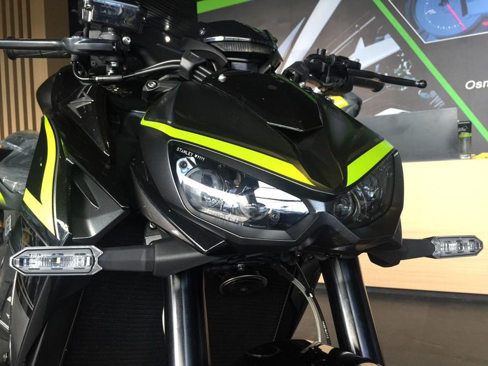 Kawasaki Z1000 2018 giá chính hãng từ 399 triệu đồng, chính thức bày bán ở Việt Nam
