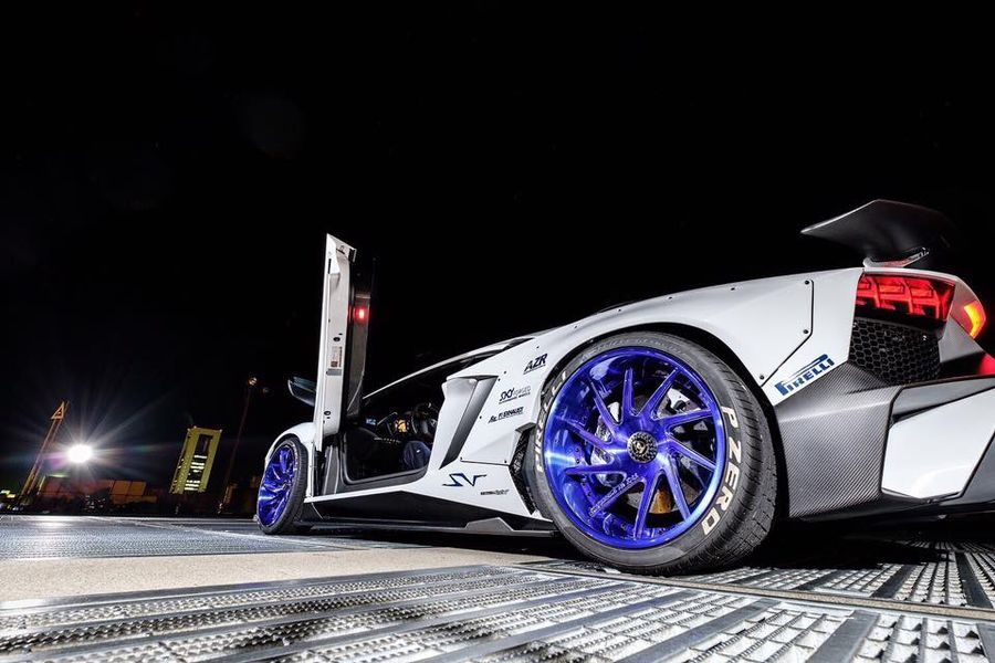 Liberty Walk tiếp tục gây chú ý với Lamborghini Aventador SV đặc biệt
