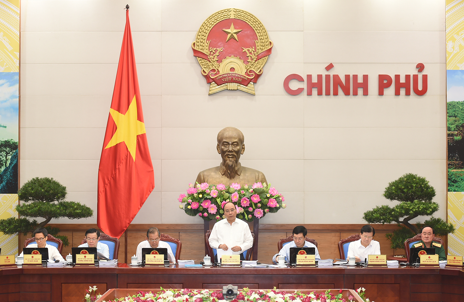 Thủ tướng chủ trì phiên họp Chính phủ thường kỳ tháng 9/2017
