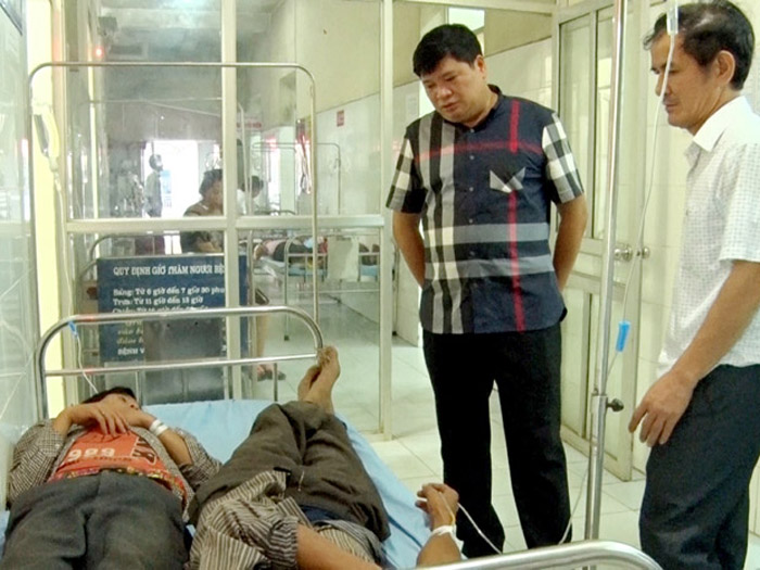 Hà Giang: 48 người bị ngộ độc sau khi ăn cỗ đám hỏi, 3 người tử vong