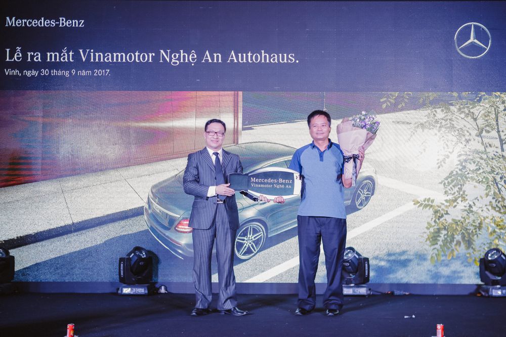 Vinamotor Nghệ An trở thành đối tác phân phối của Mercedes-Benz Việt Nam tại Bắc Trung Bộ