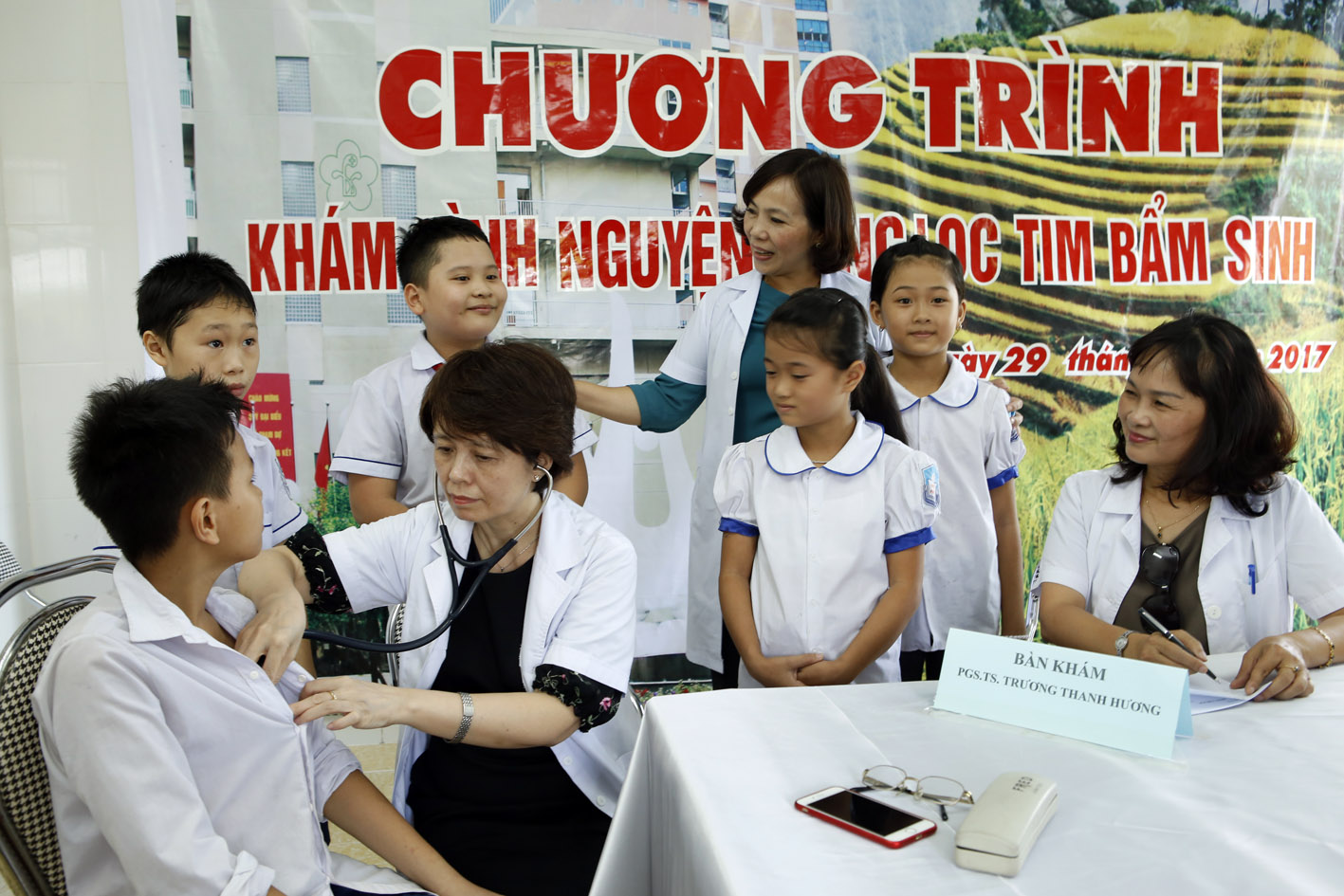 Bệnh viện Bạch Mai đưa y tế kỹ thuật cao về vùng sâu vùng xa