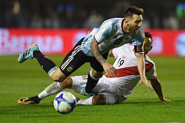 Argentina 0-0 Peru: World Cup thiếu vắng điệu Tango?