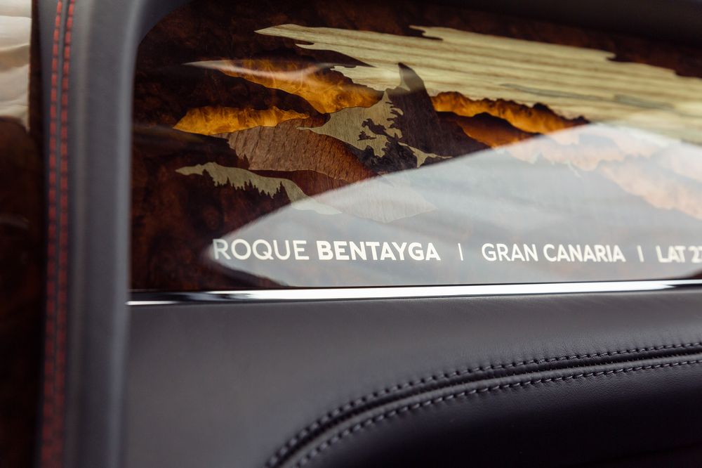 Cận cảnh Bentley Bentayga W12 Bespoke duy nhất tại Việt Nam