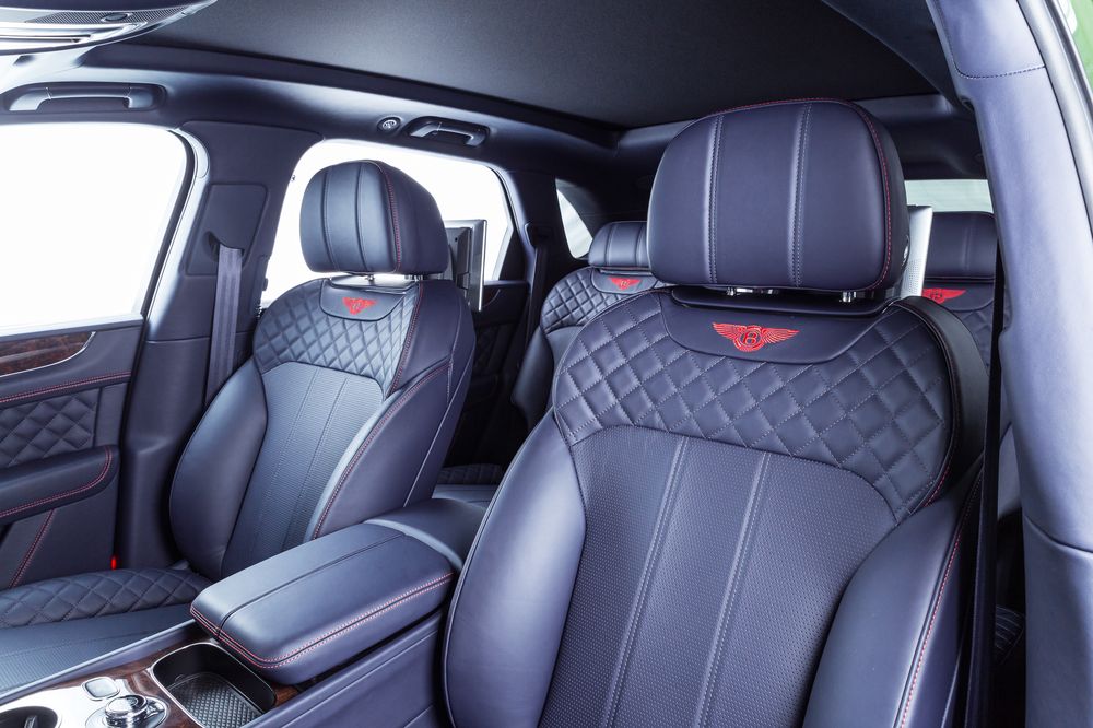 Cận cảnh Bentley Bentayga W12 Bespoke duy nhất tại Việt Nam