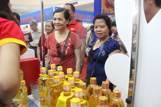 Khai mạc Hội chợ cá tra và các sản phẩm thủy sản đầu tiên tại Hà Nội