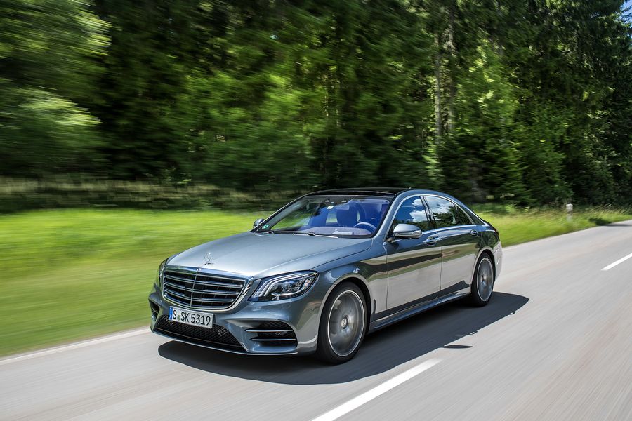 Mercedes-Benz S-Class 2018 có giá chỉ từ 2 tỷ VNĐ - rẻ hơn, nhiều nâng cấp hơn