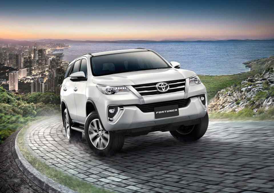 Toyota Fortuner máy dầu số tự động tại Việt Nam lộ giá bán từ 1,066 tỷ đồng